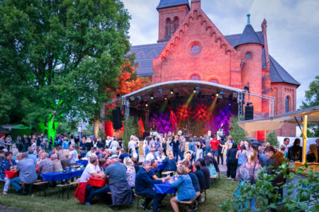 dorf und erntefest drachhausen tobias unger