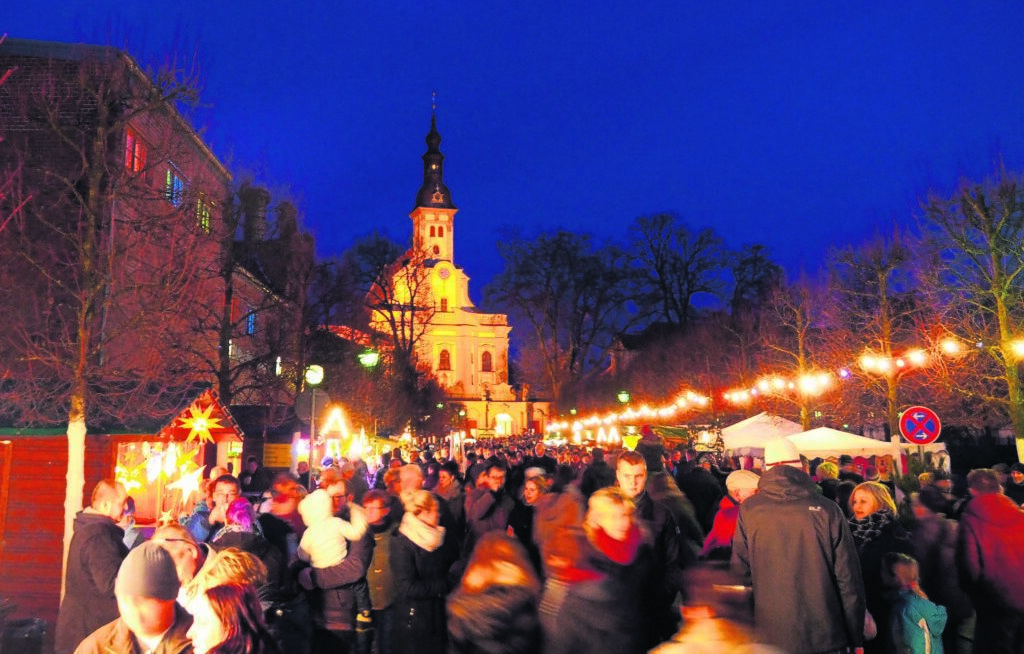 Märchenhaftes in Neuzelle: Der diesjährige Neuzeller Märchenadventsmarkt im und am Kloster verzaubert wieder seine Besucher