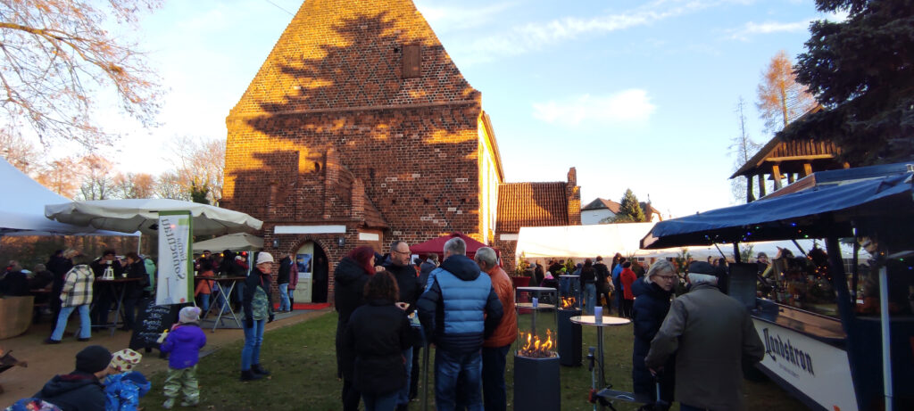 Kolkwitzer Wichtelmarkt: Gute Stimmung und viele Gäste