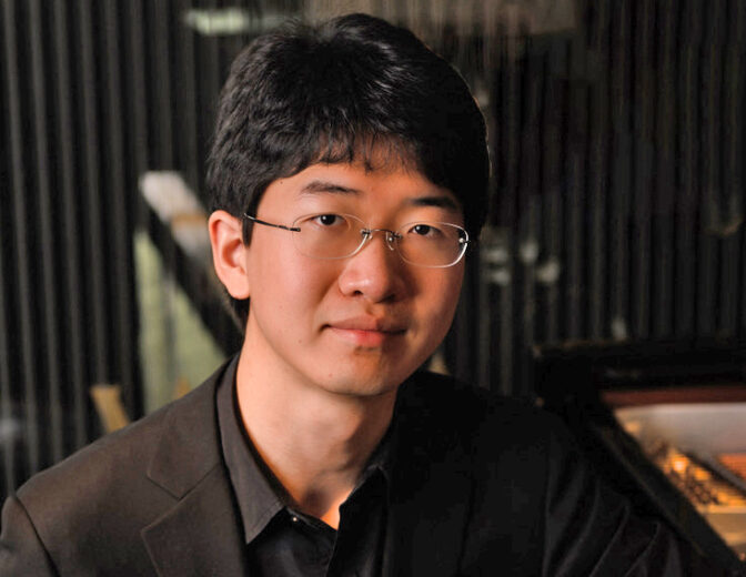 Klaviermusik im Dieselkraftwerk Cottbus