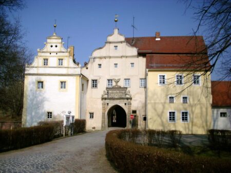 Vorderschloss Frühjahr 2011