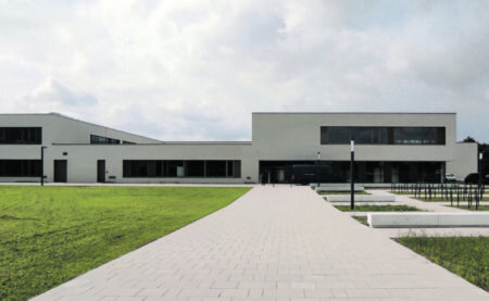 Ausbildungsmesse in der Gesamtschule Spree-Neiße in Hänchen