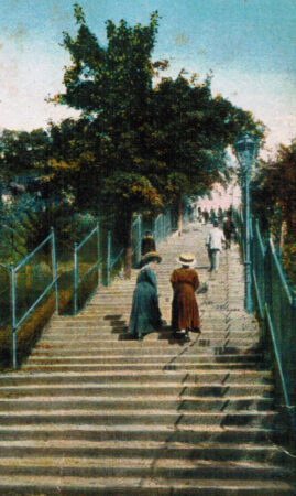 „Großen Himmelsleiter“. 138 Stufen führten in die Gubener Berge.