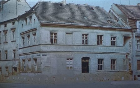 Cottbus, Oberkirchplatz, Ecke Fr.-Ludw.-Jahn-Straße.