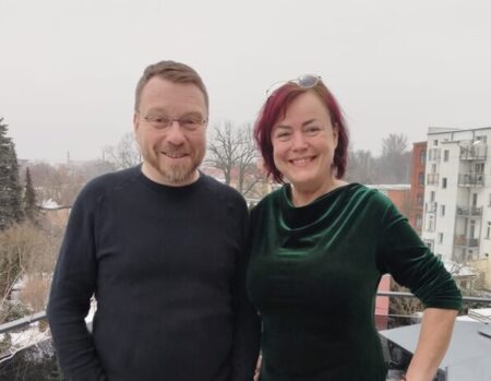 Glücksbotin Mandy Sprejz spricht über das Glück mit dem Forster Gerald Martin Zimmer