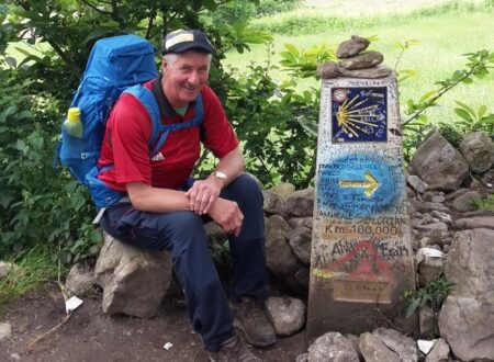 Herr Reinhard Lux aus Bad Muskau im Bloischdorfer Museum von seiner Pilgerreise auf dem Jacobsweg