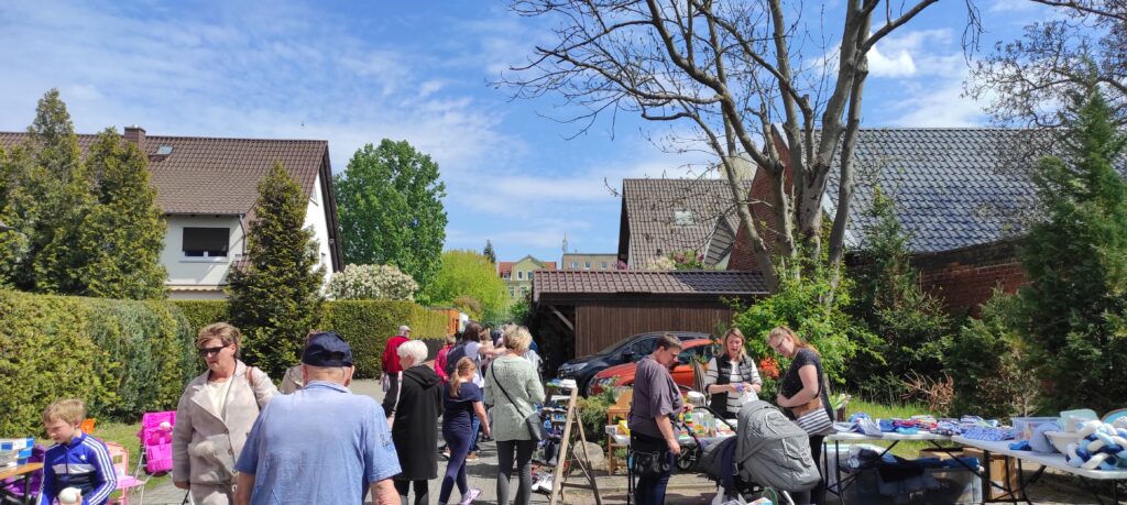 Höfeflohmarkt und offene Feuerwehr in Ströbitz