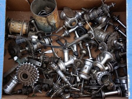 Laienhaft besehen Schrott - für Schrauber aber Goldstaub, und das für 1 Euro pro Stück!