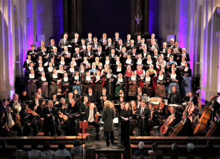 Sorbisches National-Ensemble im Großen Haus in Cottbus