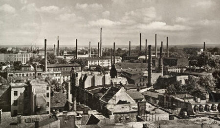 Die Schlote gehören zu Forst, dem Lausitzer Manchester.