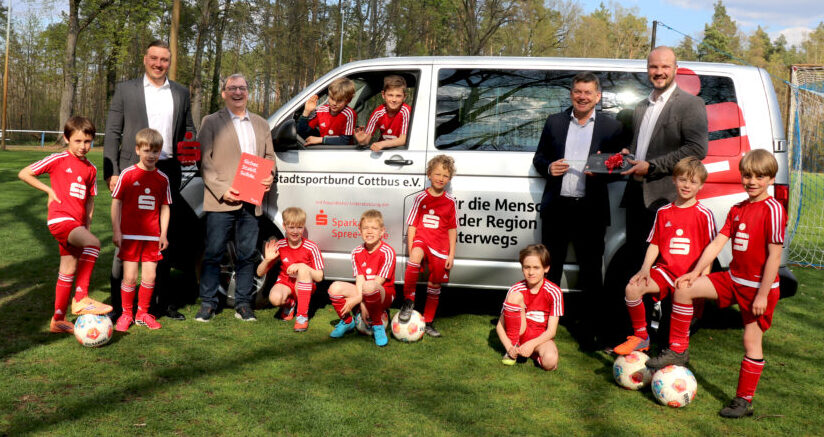 Sparkasse unterstützt die Cottbuser Sportfamilie