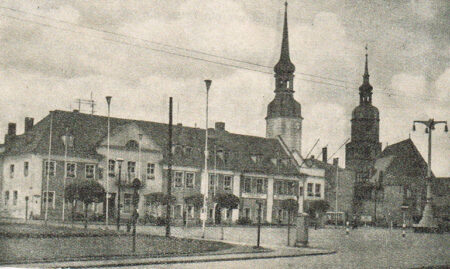Rathaus und Stadtkirche in Spremberg
