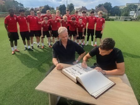 Ehrung ehemaliger Schüler der Sportschule Cottbus