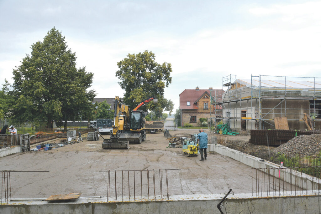 Grundsteinlegung in Graustein