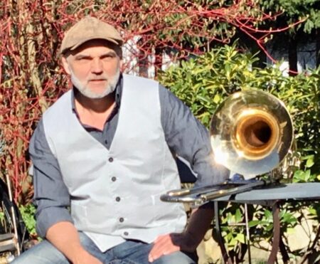 Soloprogramm mit Musik, Humor und Hüten von Torsten Lempke
