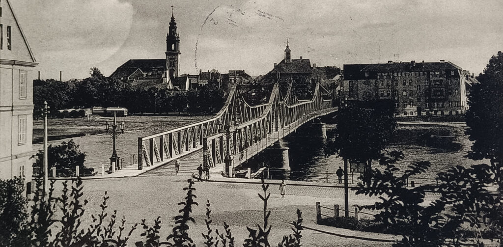Crossen: Die schöne Brücke wurde erneuert