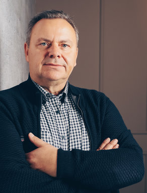 Jens Bonin, Regionalpartner von BADELIX, im Gespräch  über moderne Badumbauten und Fördermöglichkeiten.