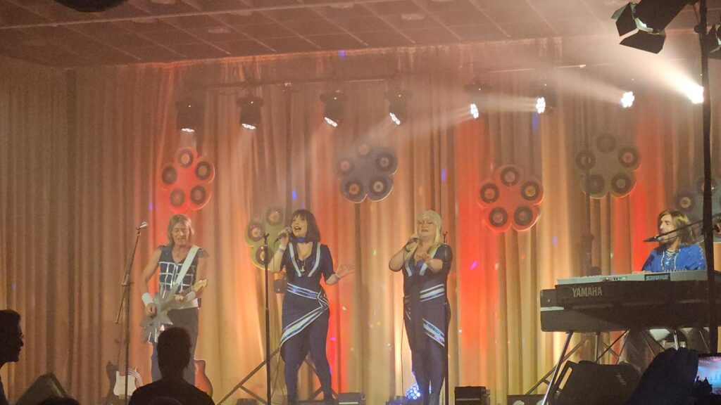 ABBA-Fieber in Forst