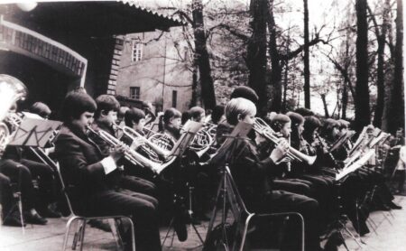 Das Bergschlösschen feiert 160 Jahre mit dabei sind Mitglieder des ehemaligen Pionierblasorchesters.Foto: Bergschlösschen