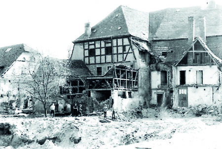 Abriss der wertvollen Substanz 1988 (Rückseite) 
