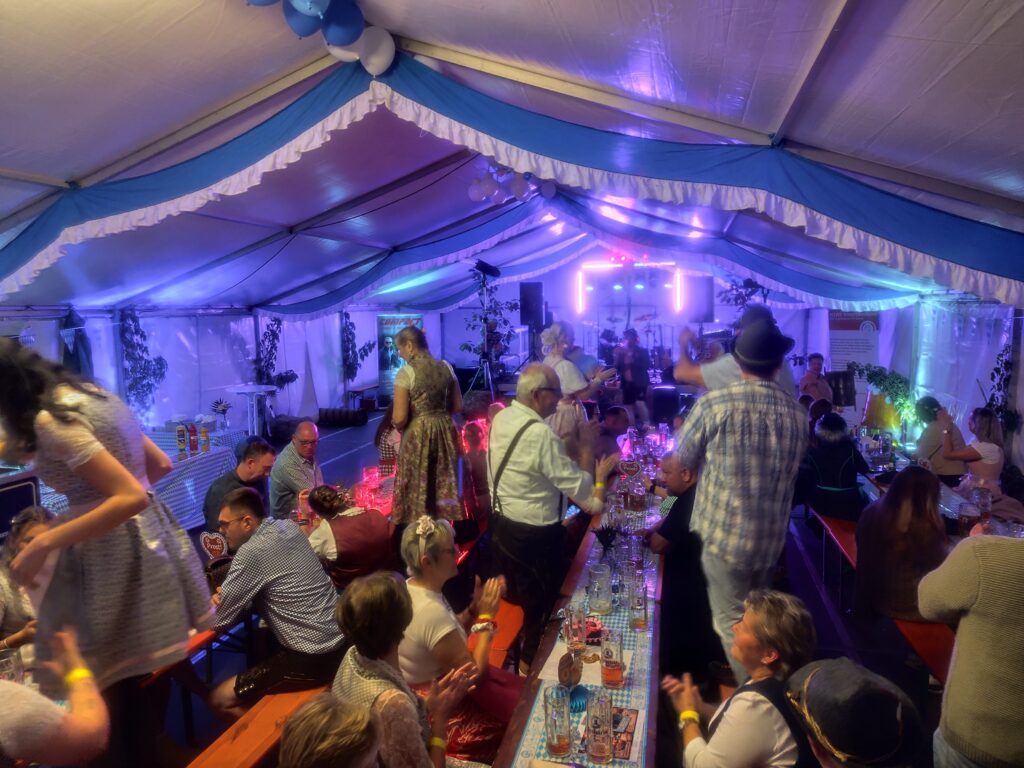 Oktoberfeststimmung in Jamno
